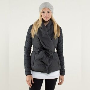 Lululemon Enfold Wrap Jacket Winter Goose Down Size 4